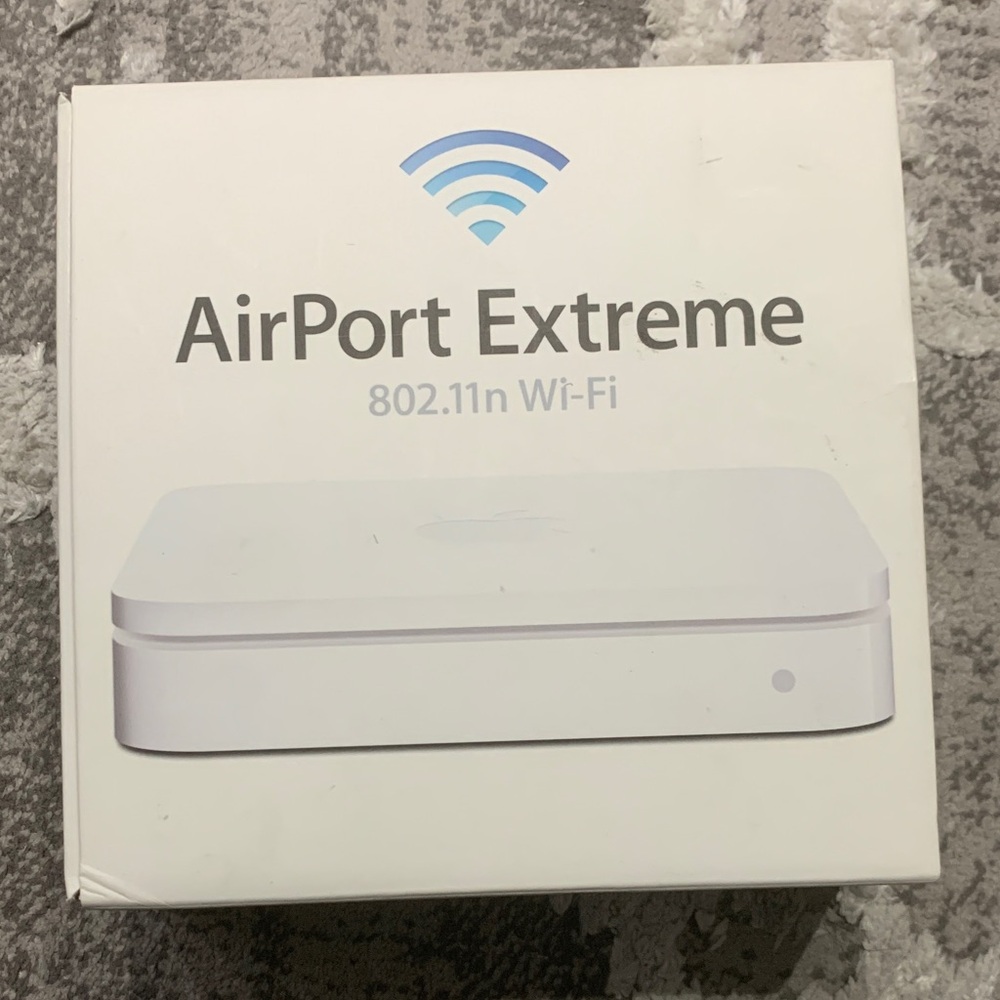 Apple AirPort Extreme 802.11n Wi-Fi Wireless Router